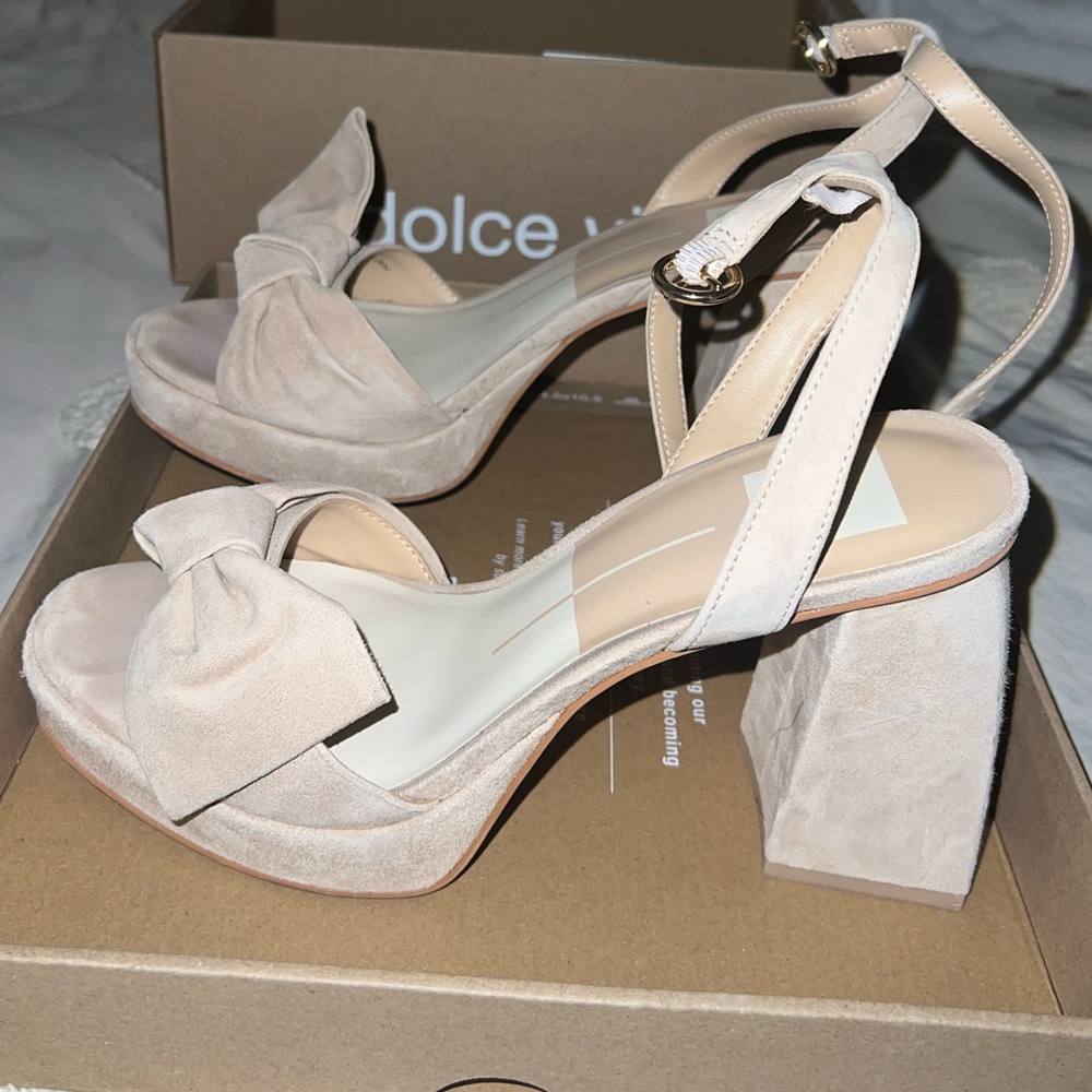 Dolce vita suede platform bow heels